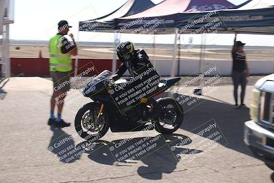 media/Nov-03-2025-Lets Ride (Mon) [[4d74c1c4d3]]/B Group/Grid/